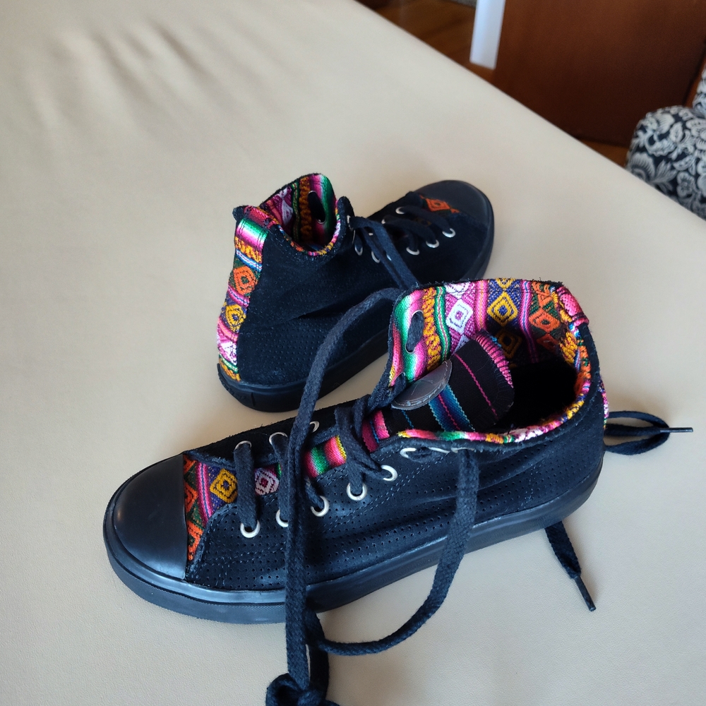 Inkkas Aztec Patterned Leather High Top Sneaker